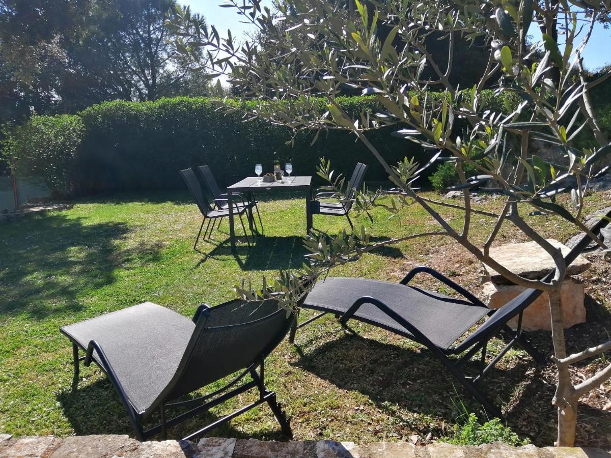 Garden Apartment Pjescana Uvala Luaran gambar