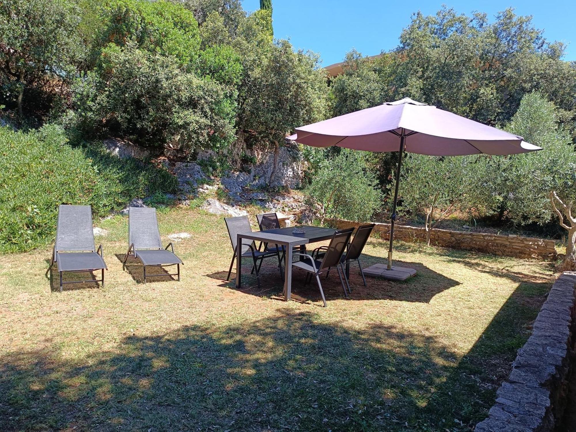 Garden Apartment Pjescana Uvala Luaran gambar